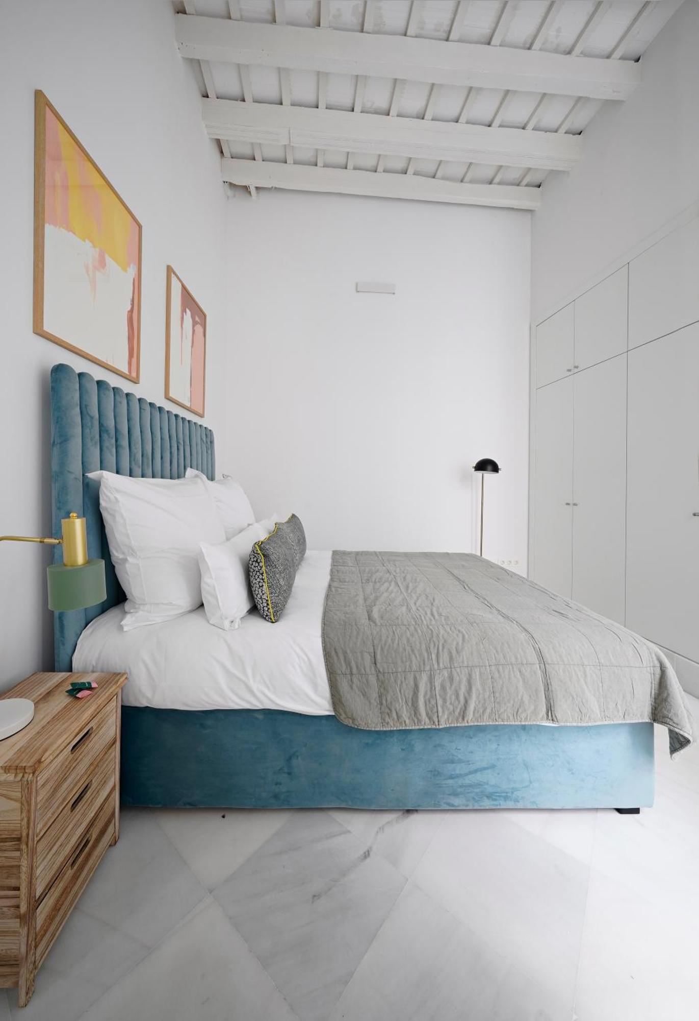 1 Bedroom Apartment with Sofa Bed